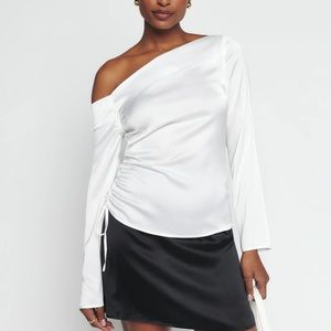 Reformation Allira white asymmetric one shoulder top size 6 NWT